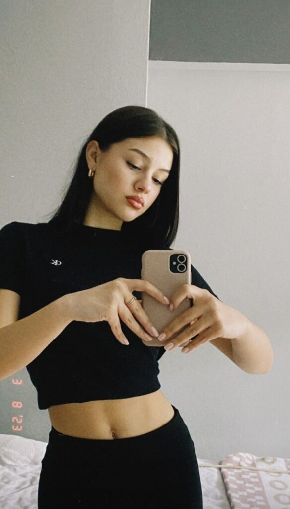 Bakirkoy Escort Hande Olgun Cazibesi ve Deniz Gibi Ferahligiyla Uzun ve Doyurucu Anal Seanslar Sunan 4