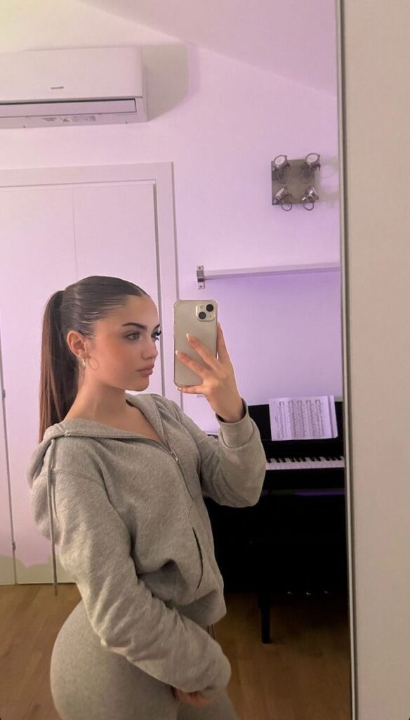 Asyalı Escort – Sultanbeyli Escort Bayan seçeneklerini simgeleyen şehir silüeti